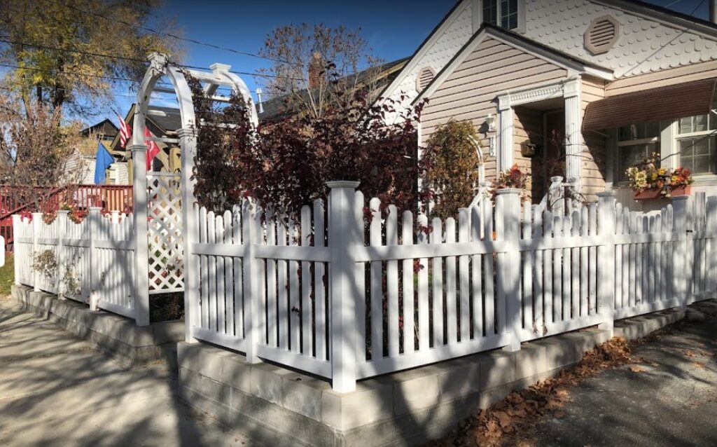 Fence Installation Klamath Falls OR Fencing Company Pools